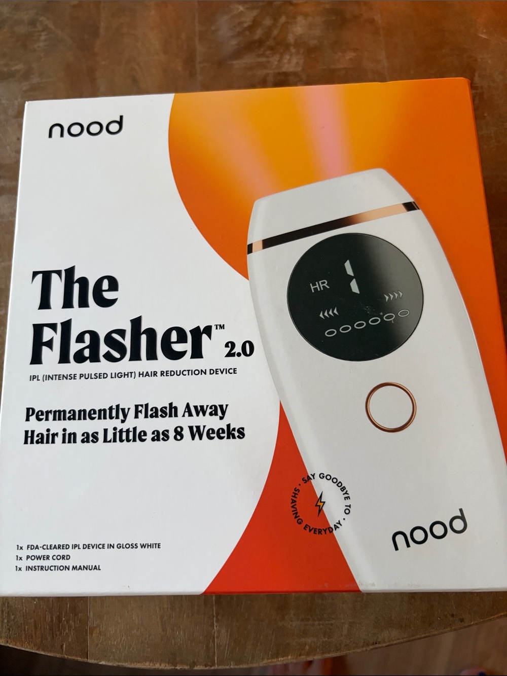nood The Flasher 2.0 IPL Hair Reduction Device — White with Gold Accent